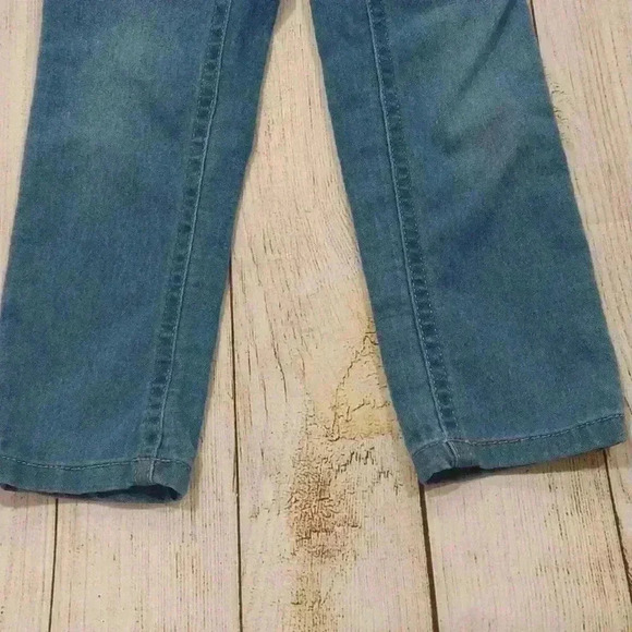 Girl Jeans - Picture 2 of 4